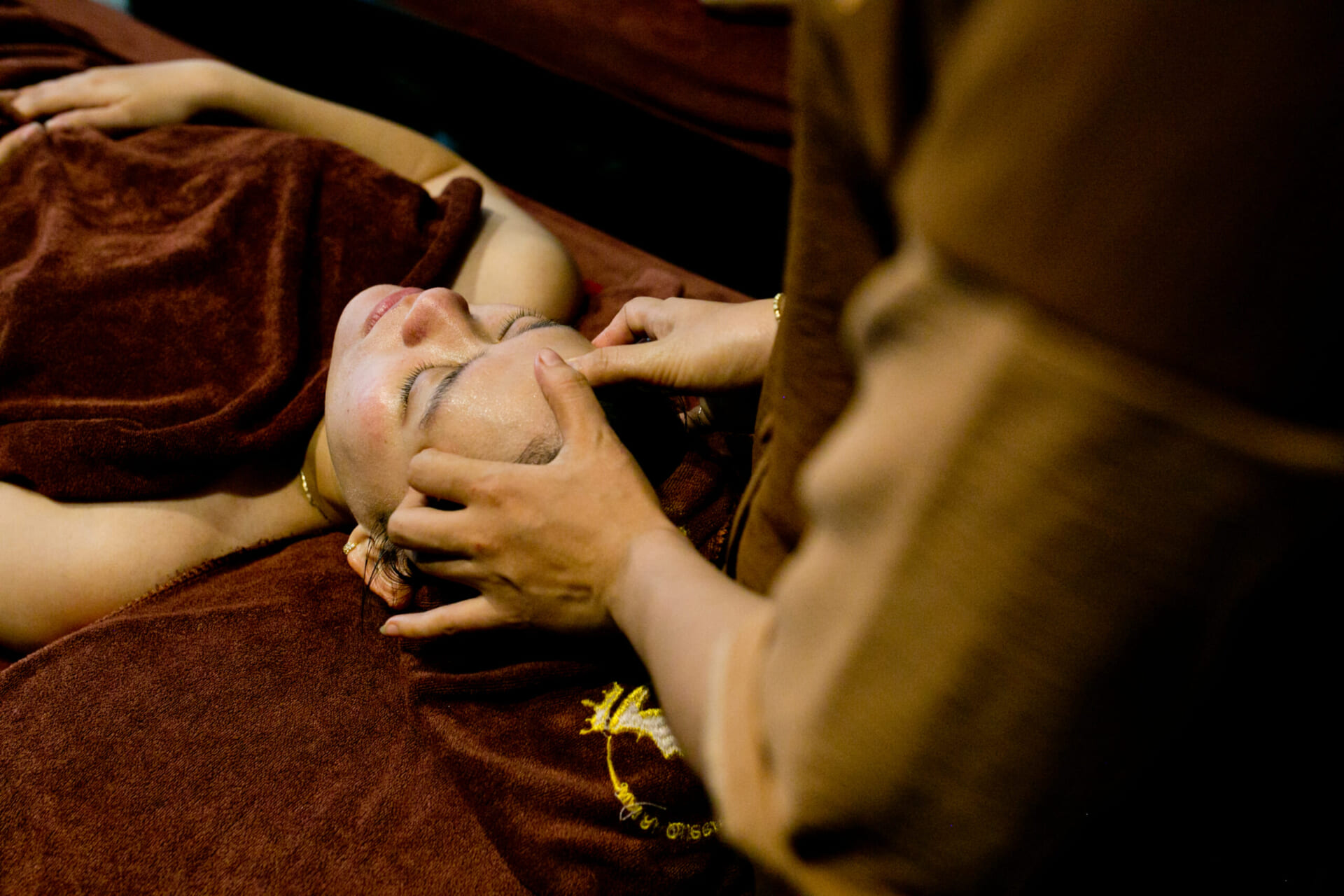 Mẹo trị mụn cho mẹ bầu từ thiên nhiên an toàn, dễ thực hiện