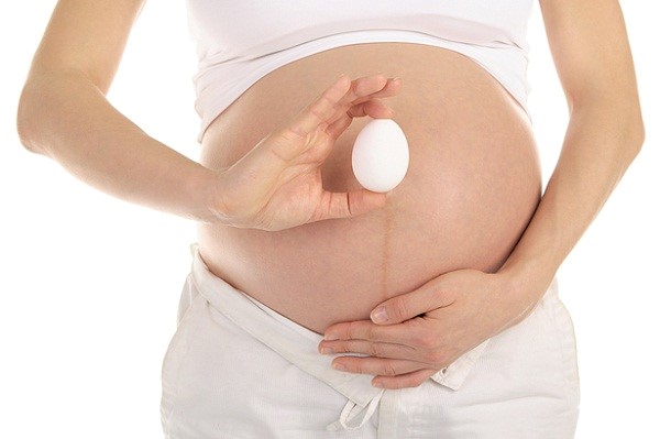 Mẹo hay giúp chữa rạn da cho bà bầu bằng lòng trắng trứng gà