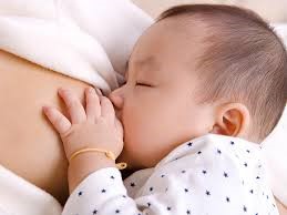 Cai ti đêm và những mẹo để mẹ và bé đều có giấc ngủ ngon