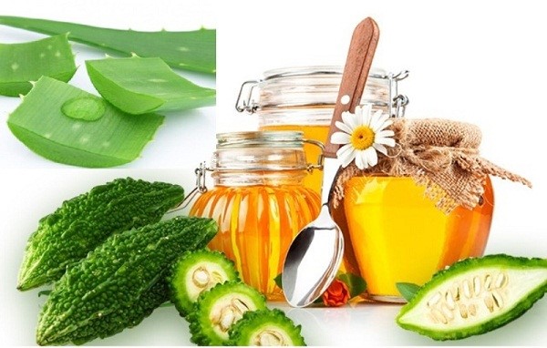 Phương pháp chăm sóc da mụn từ thiên nhiên