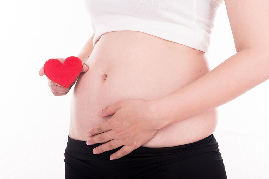 Chăm sóc cơ thể trong 3 tháng đầu mang thai rất quan trọng