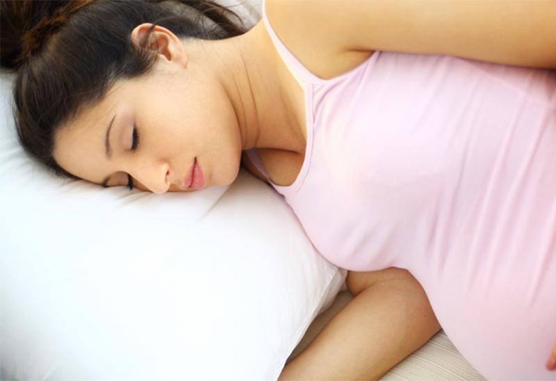Nghỉ ngơi hợp lý giúp làm giảm cơn đau dạ dày
