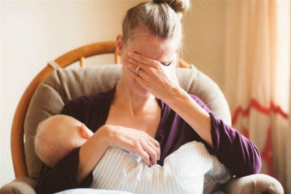 Cách hạ sốt cho mẹ bầu cho con bú
