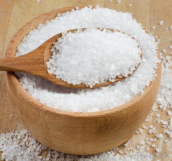 Những phương pháp chăm sóc da mặt sau sinh bằng muối hiệu quả