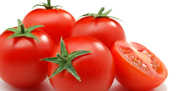 Chăm sóc da mặt bà bầu bằng cà chua
