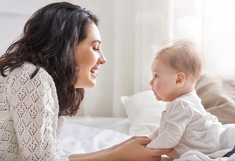 Những sai lầm mẹ thường gặp phải khi chăm sóc bé sơ sinh