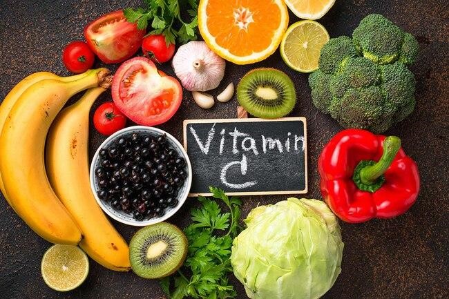 Vitamin C giúp mẹ không còn chảy máu chân răng